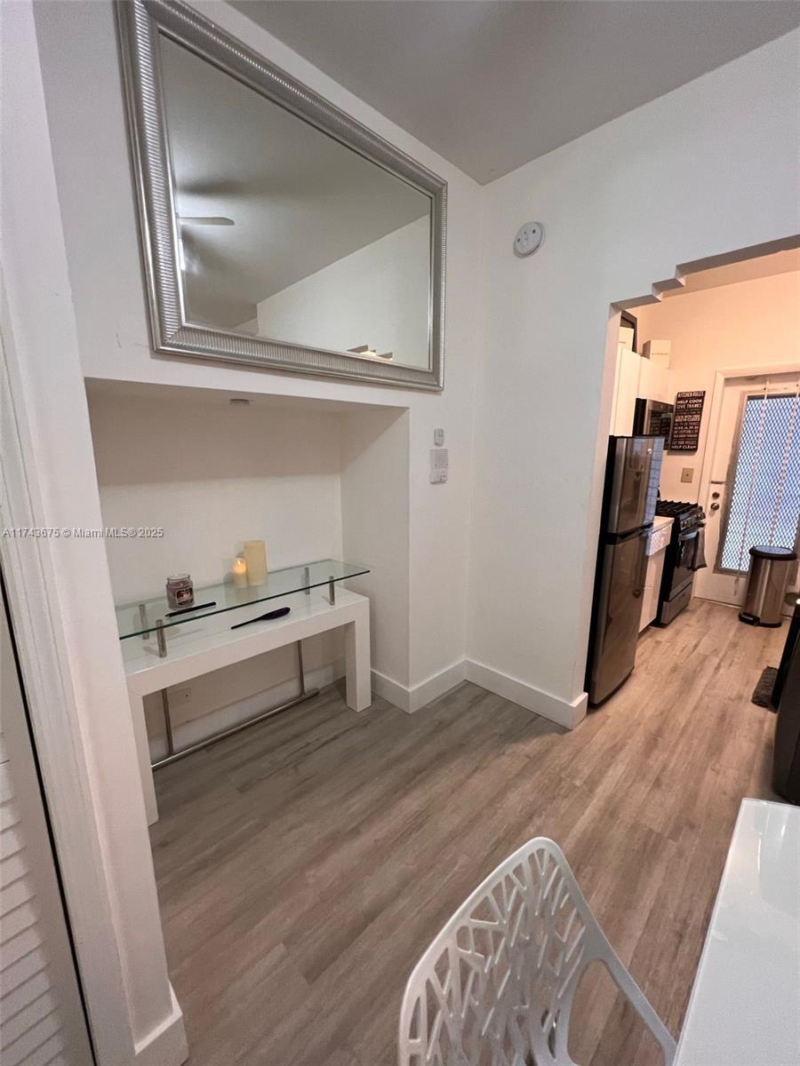 PARK CORNER CONDO - Residential