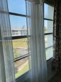 SUNRISE LAKES 52 CONDO - Residential Lease