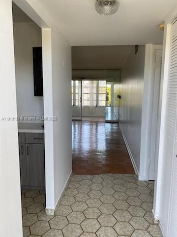 SUNRISE LAKES 52 CONDO - Residential Lease