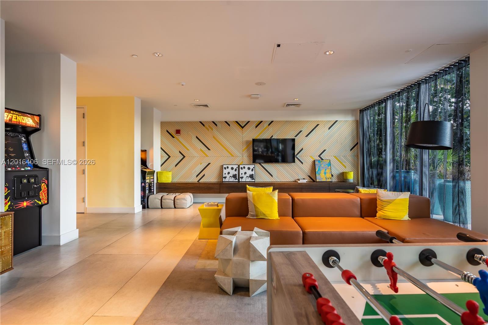 3401 MIDTOWN CONDO - Residential Lease