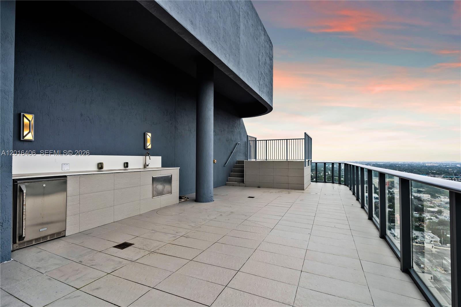 3401 MIDTOWN CONDO - Residential Lease