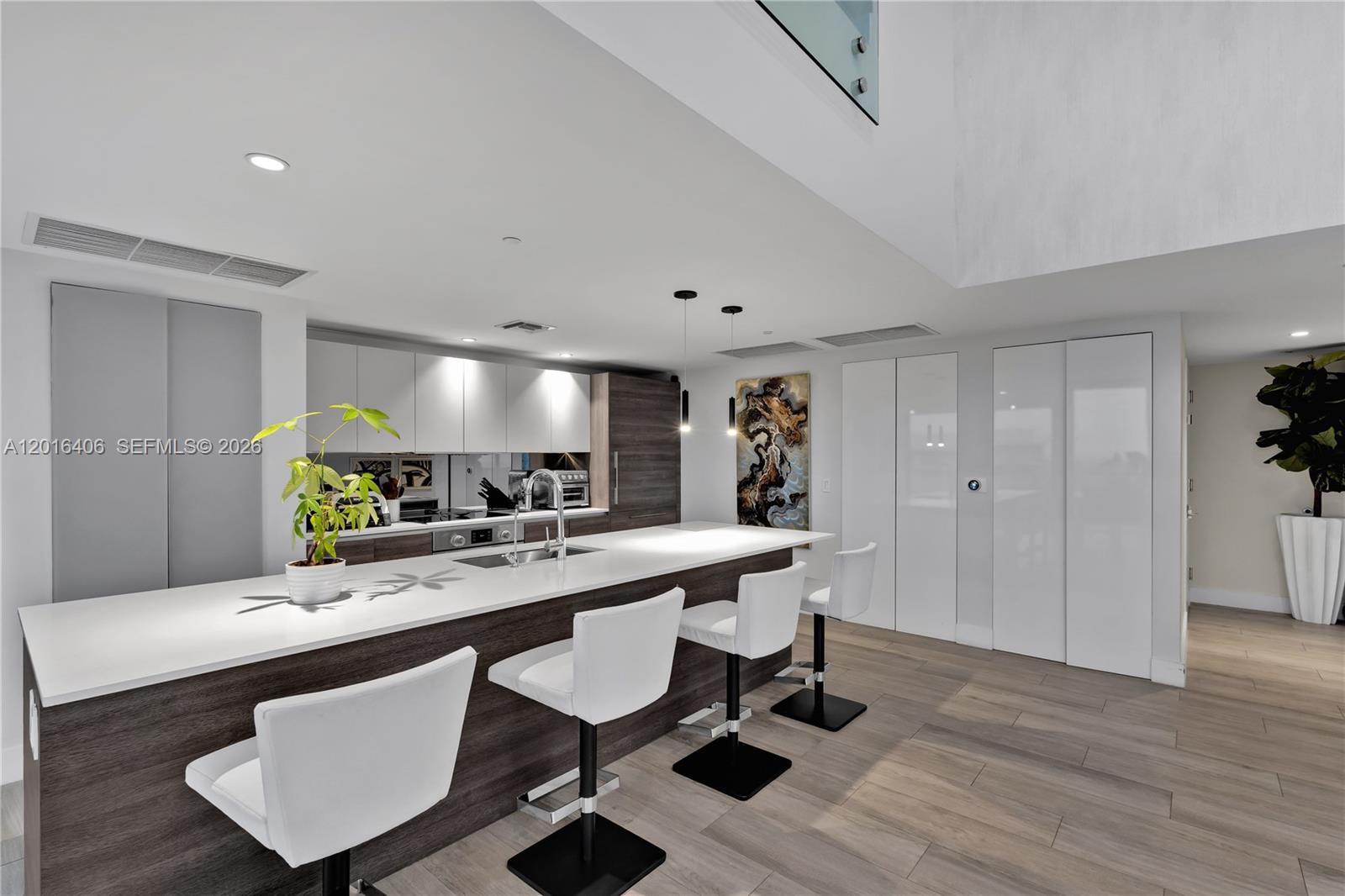 3401 MIDTOWN CONDO - Residential Lease
