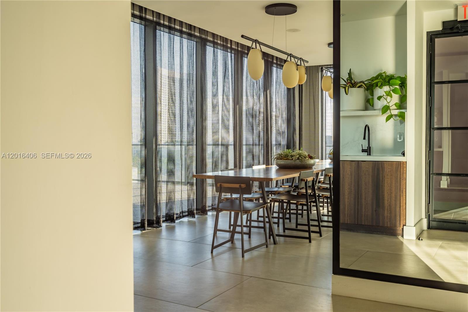 3401 MIDTOWN CONDO - Residential Lease