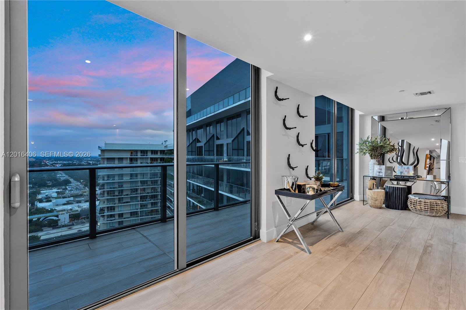 3401 MIDTOWN CONDO - Residential Lease