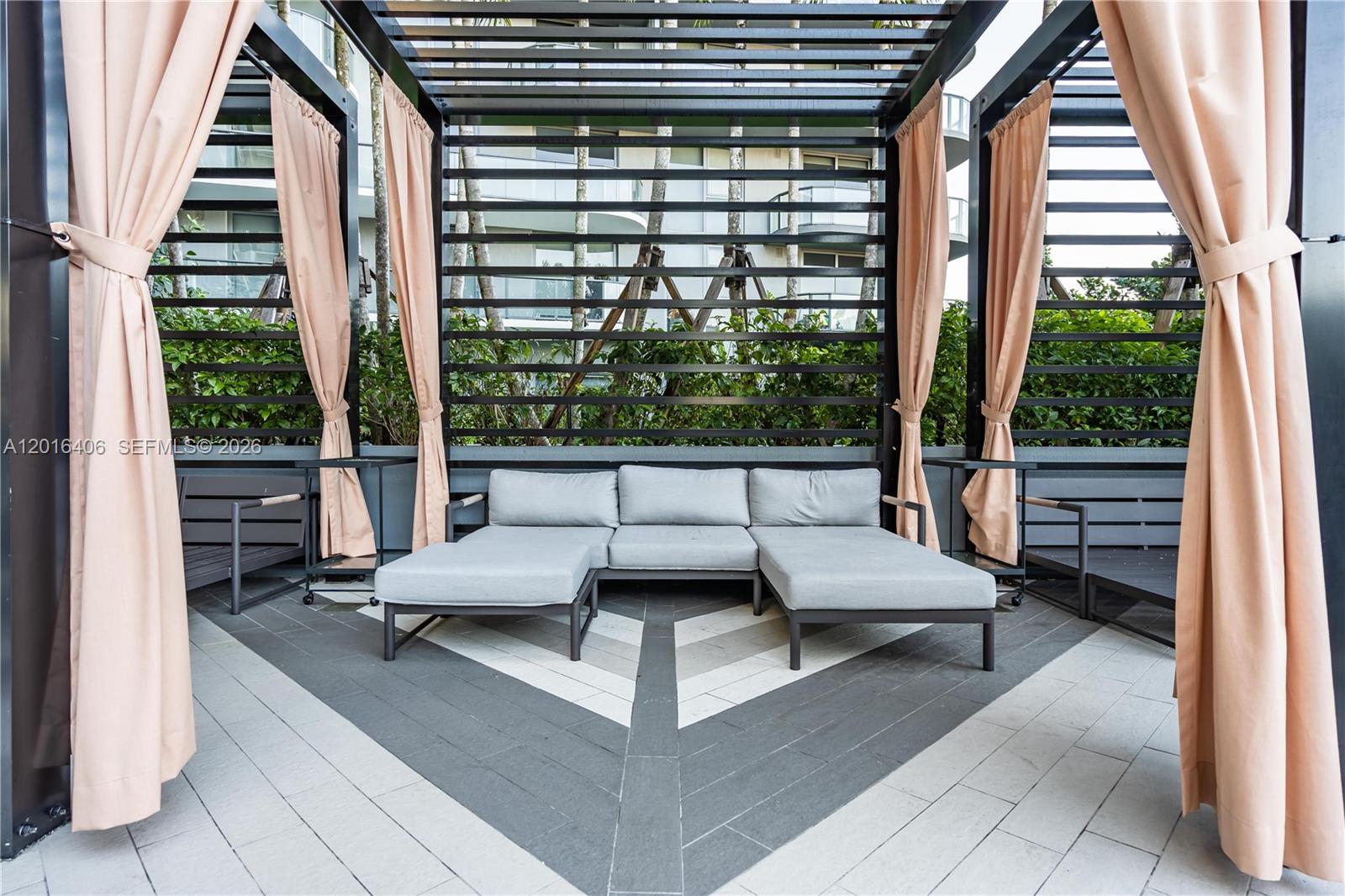 3401 MIDTOWN CONDO - Residential Lease