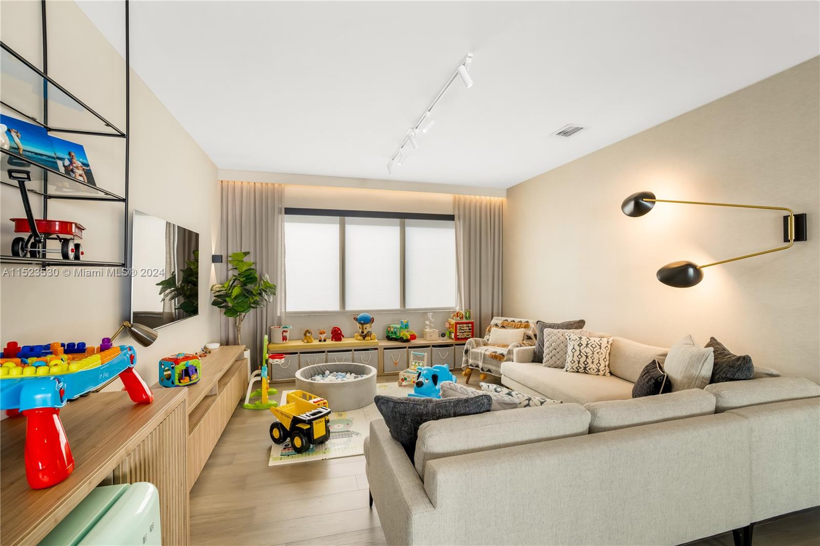 BRIDGES MIZNER PUD BRIDGE - Residential