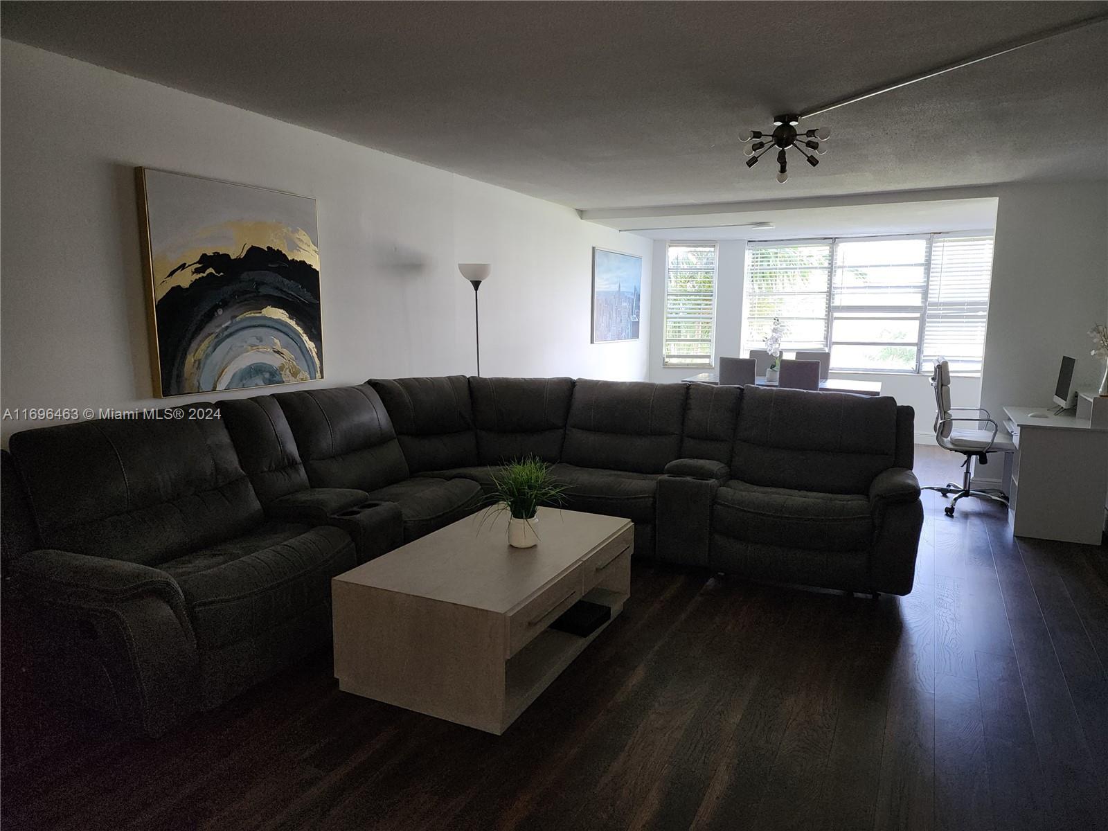 JADE WINDS GROUP ALLAMAND - Residential