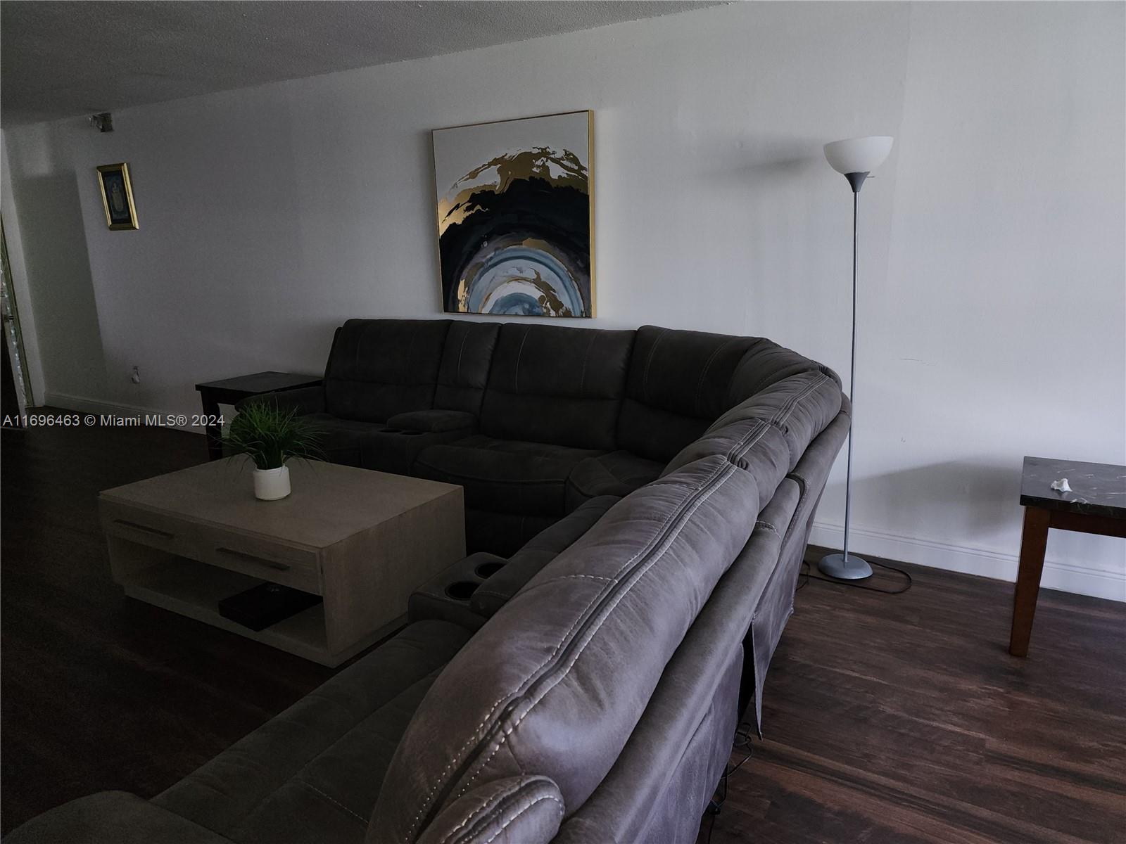 JADE WINDS GROUP ALLAMAND - Residential