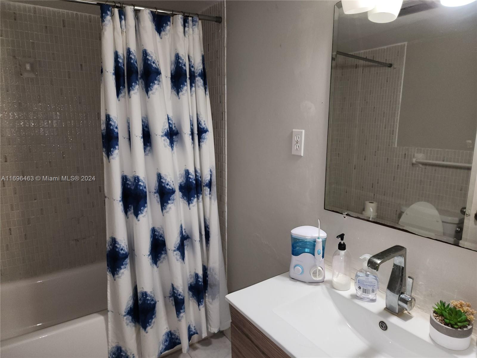 JADE WINDS GROUP ALLAMAND - Residential
