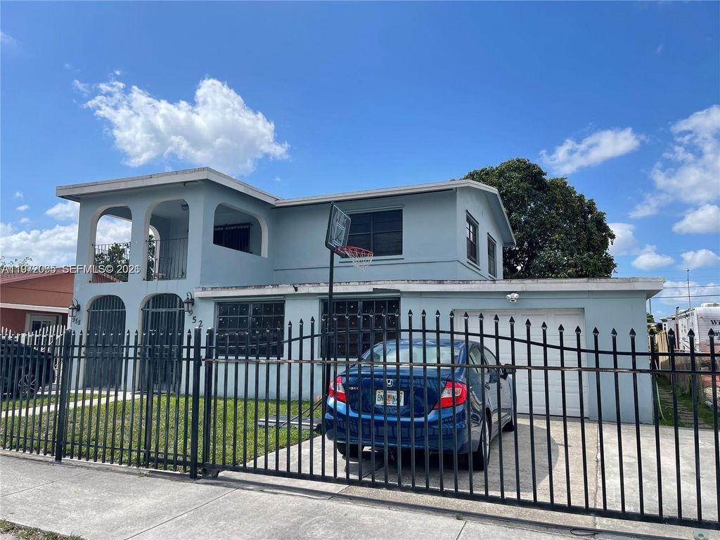Photo of 952 E 19th St, Hialeah, FL 33013 (MLS # A11972005)