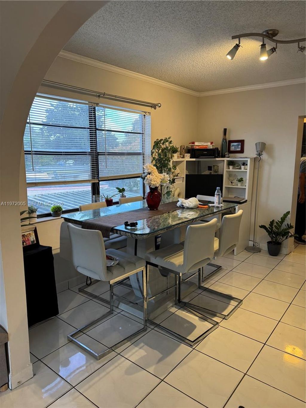 Photo of 952 E 19th St, Hialeah, FL 33013 (MLS # A11972005)