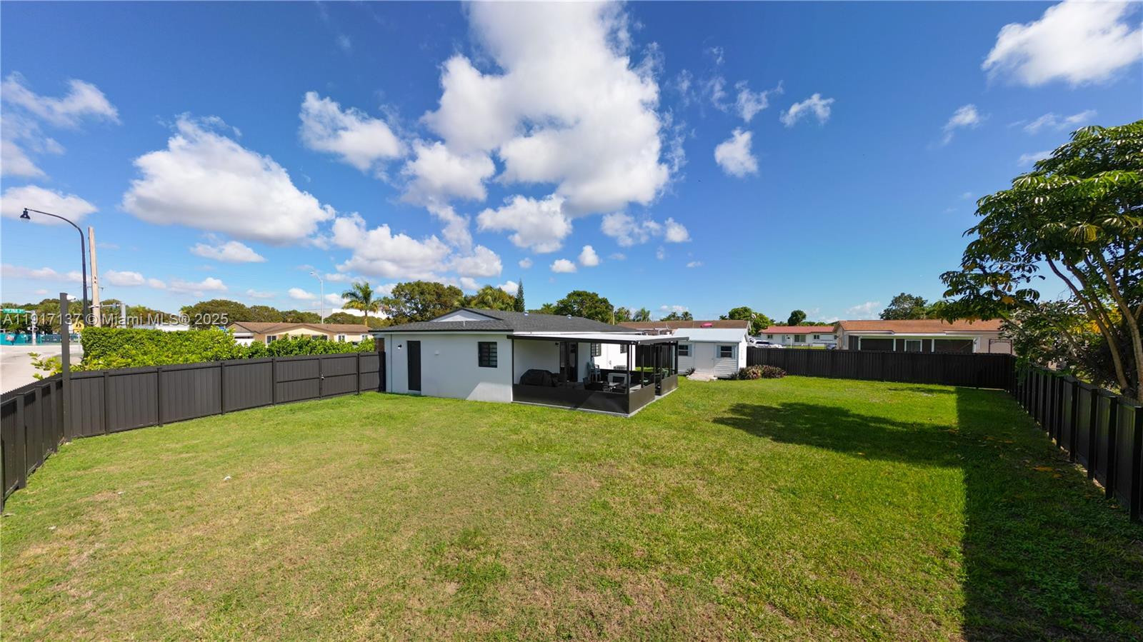 FAIRWAY ESTATES SEC 3 - Residential