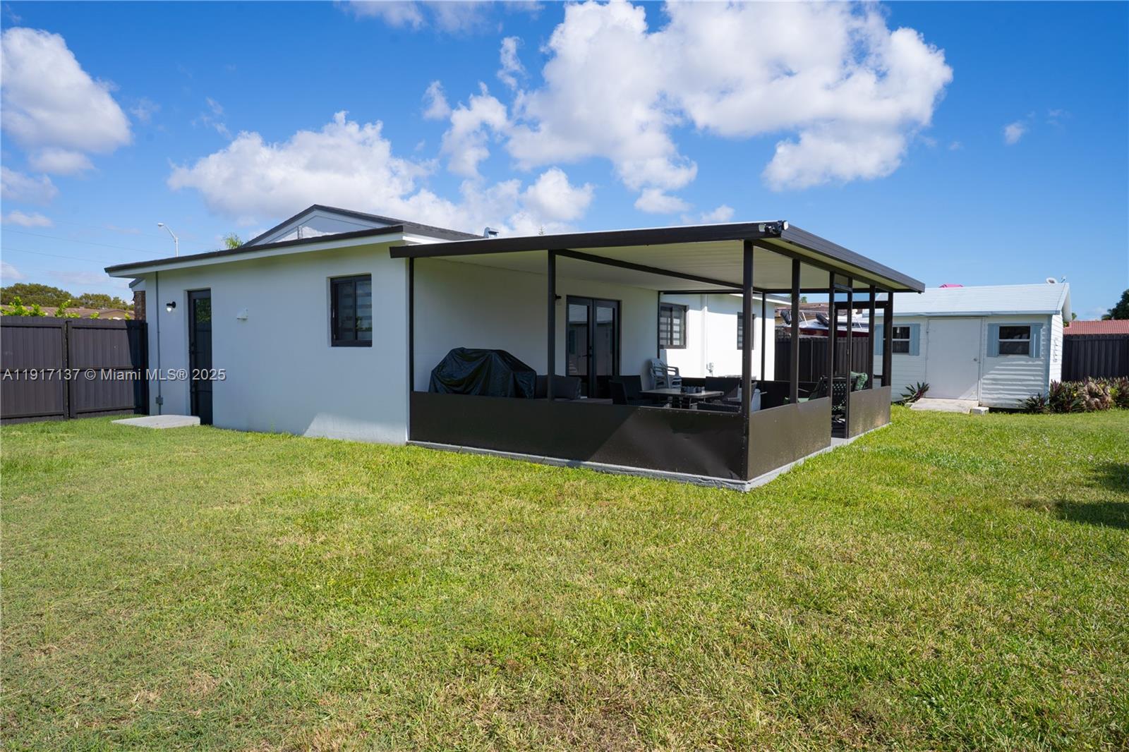 FAIRWAY ESTATES SEC 3 - Residential