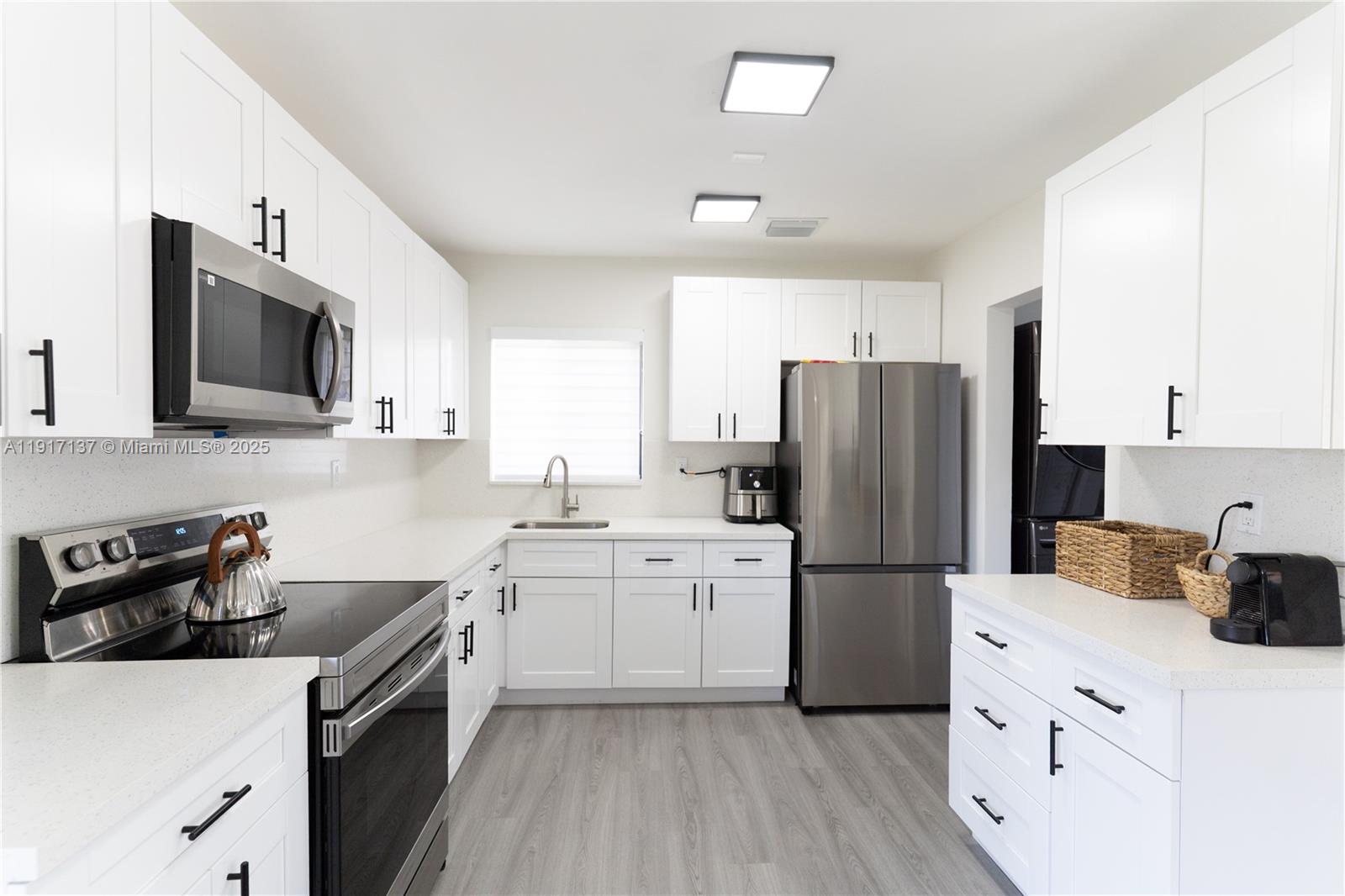 FAIRWAY ESTATES SEC 3 - Residential