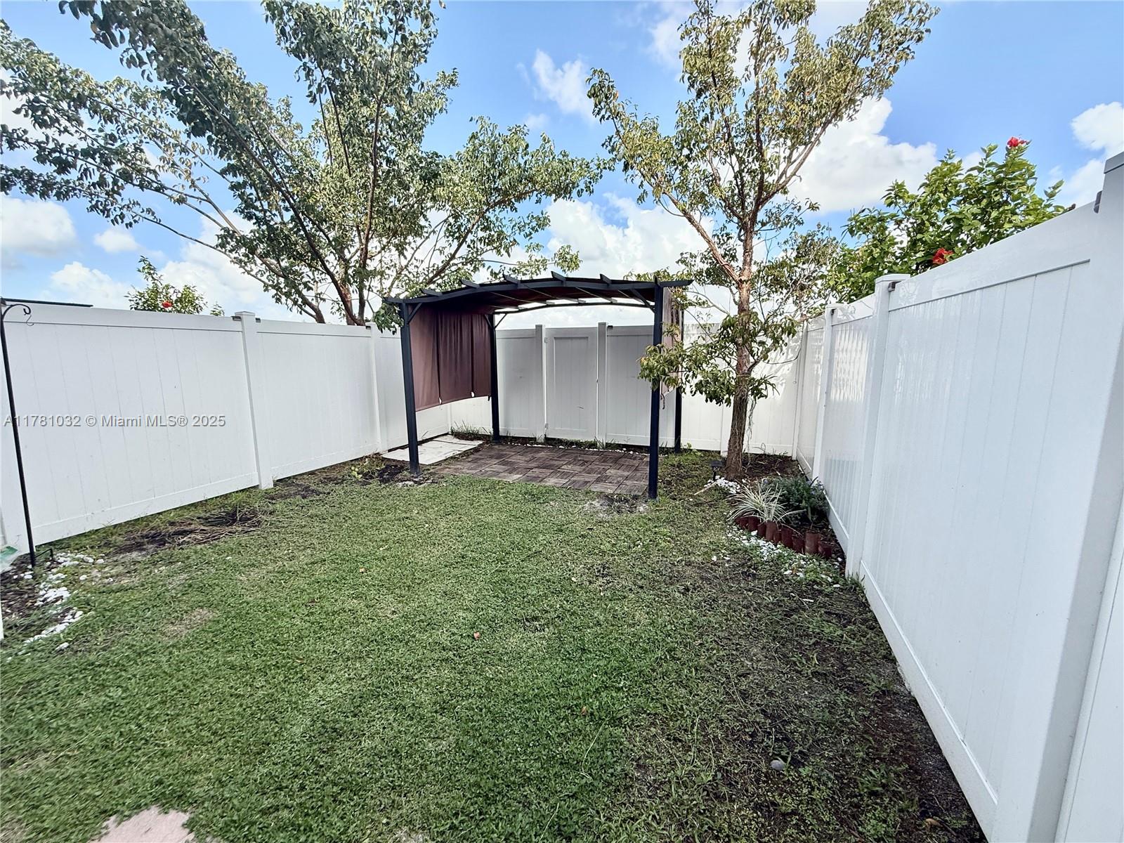 AQUABELLA NORTH - Residential