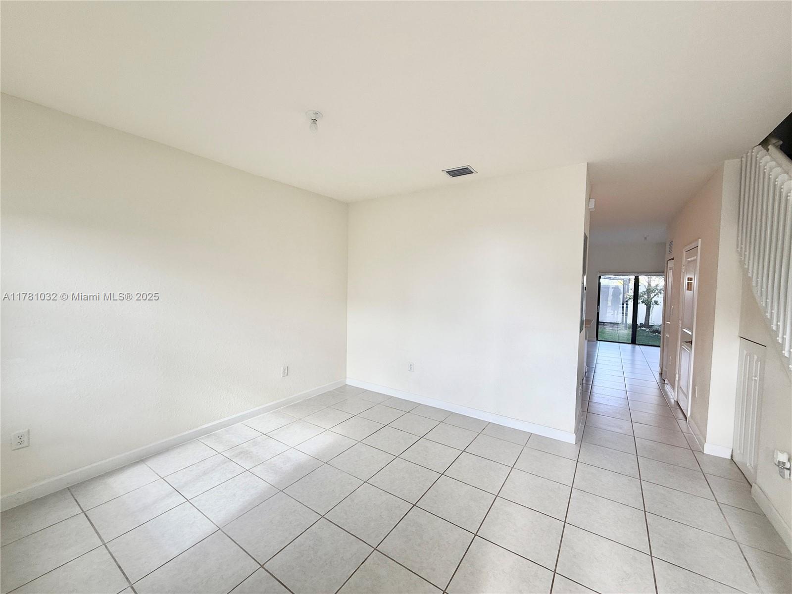 AQUABELLA NORTH - Residential