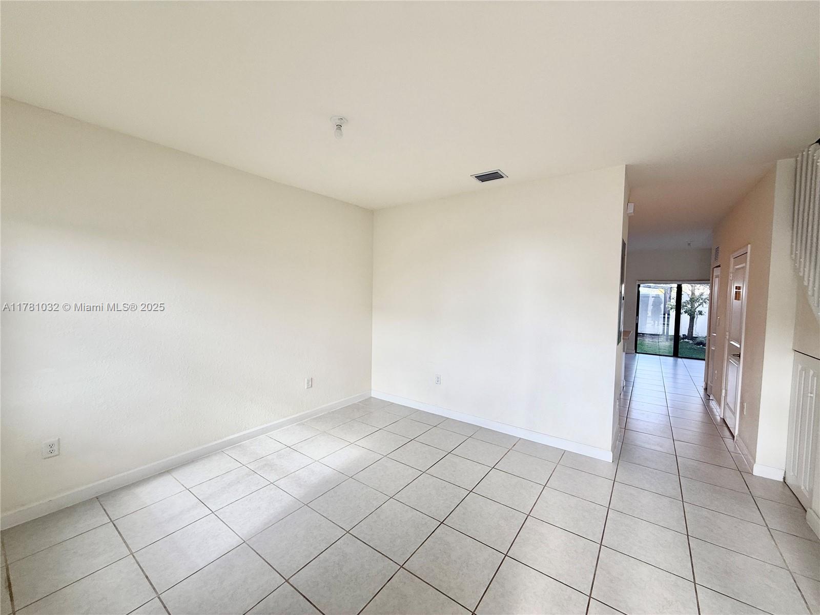 AQUABELLA NORTH - Residential