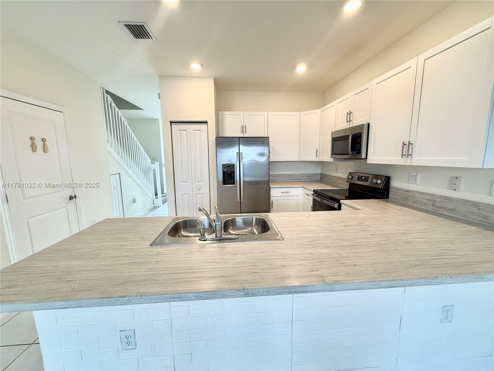 AQUABELLA NORTH - Residential