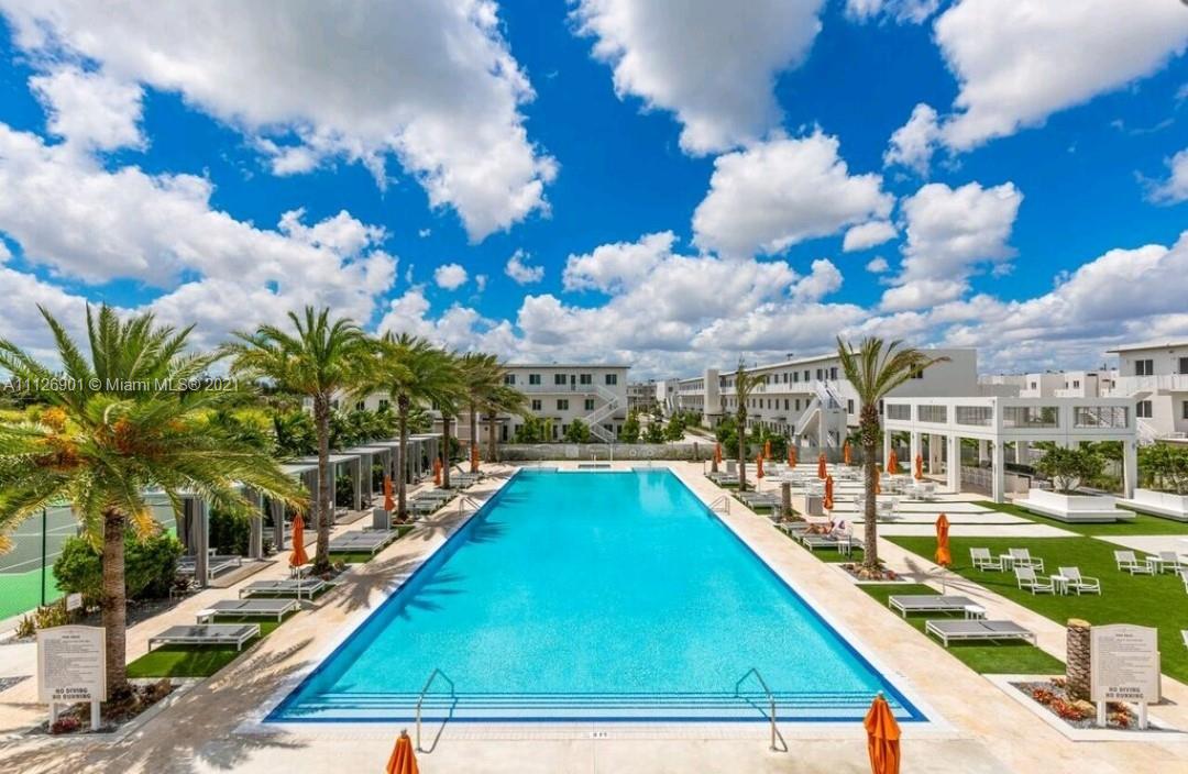 LANDMARK AT DORAL CONDO N - Residential
