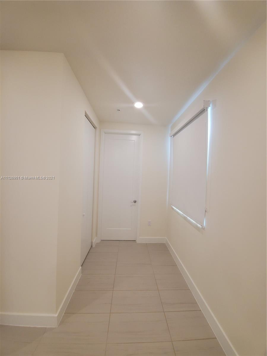 LANDMARK AT DORAL CONDO N - Residential