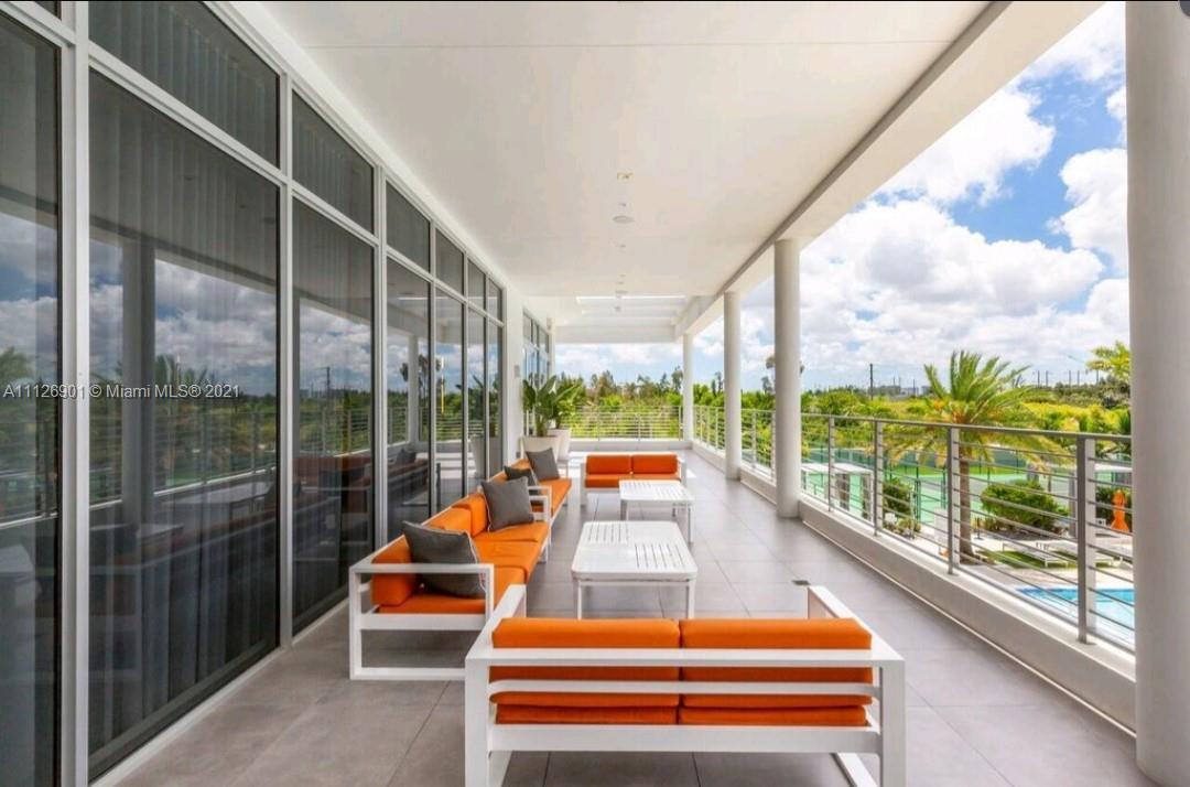 LANDMARK AT DORAL CONDO N - Residential