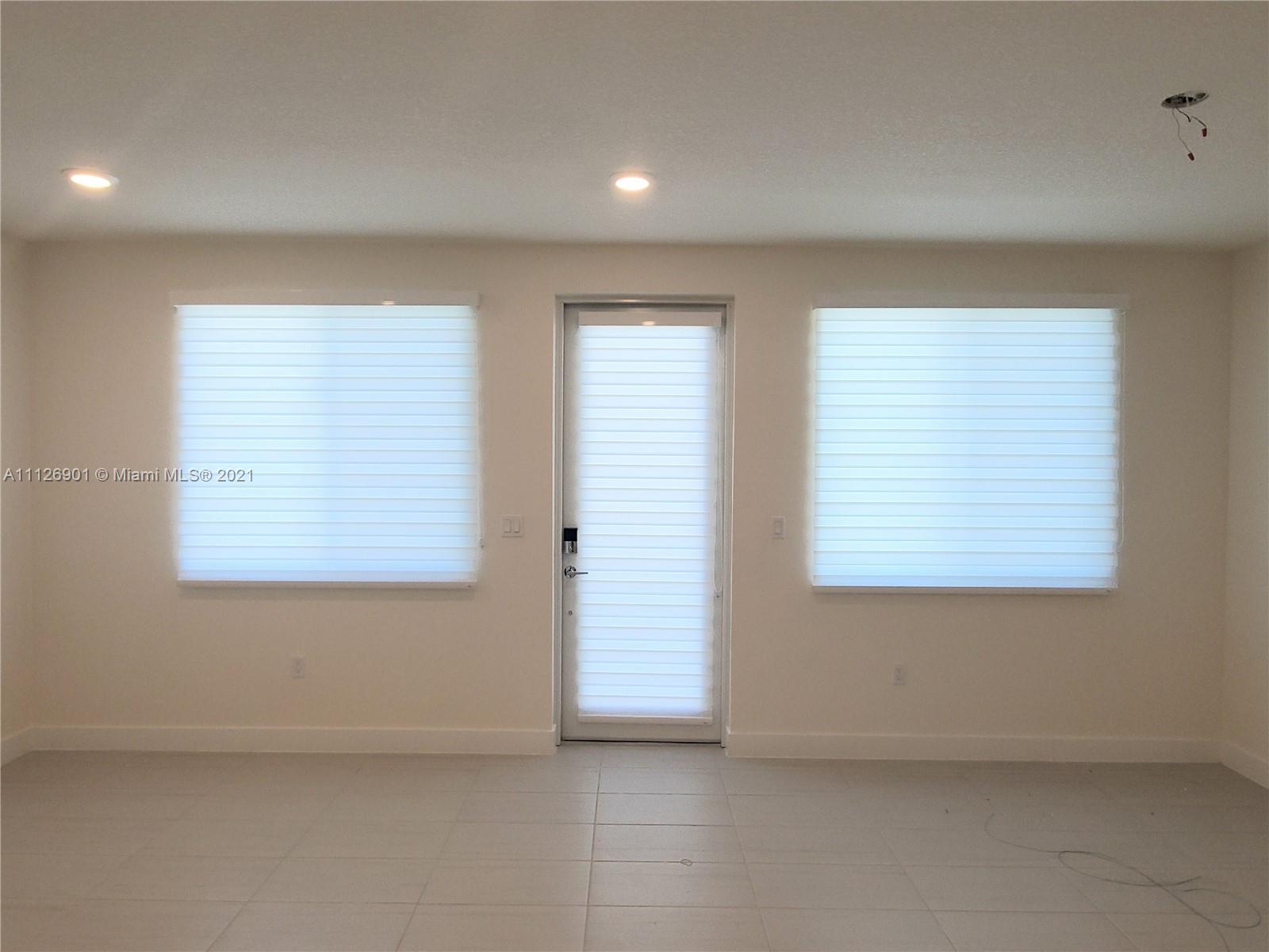 LANDMARK AT DORAL CONDO N - Residential