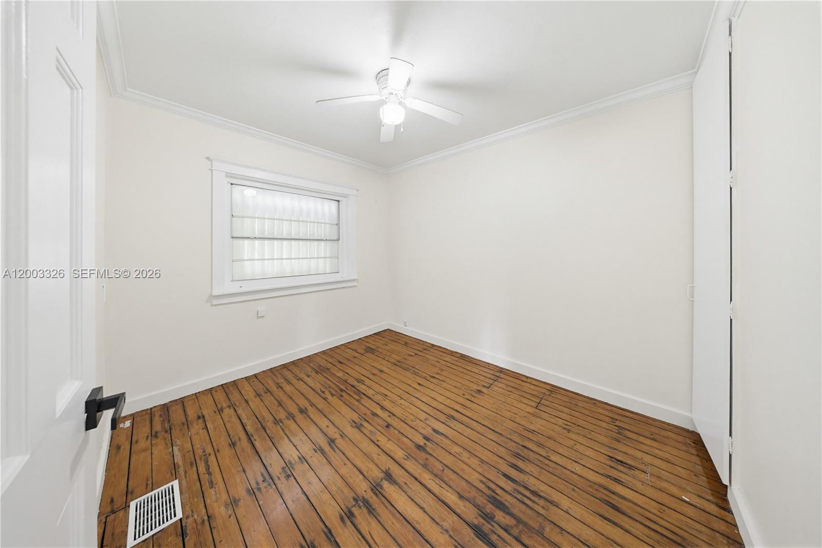 DOWNER PALMS DIV 2 - Residential Lease