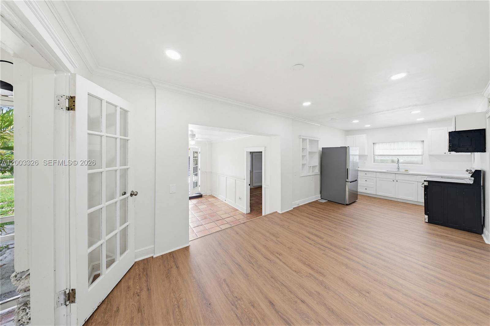 DOWNER PALMS DIV 2 - Residential Lease