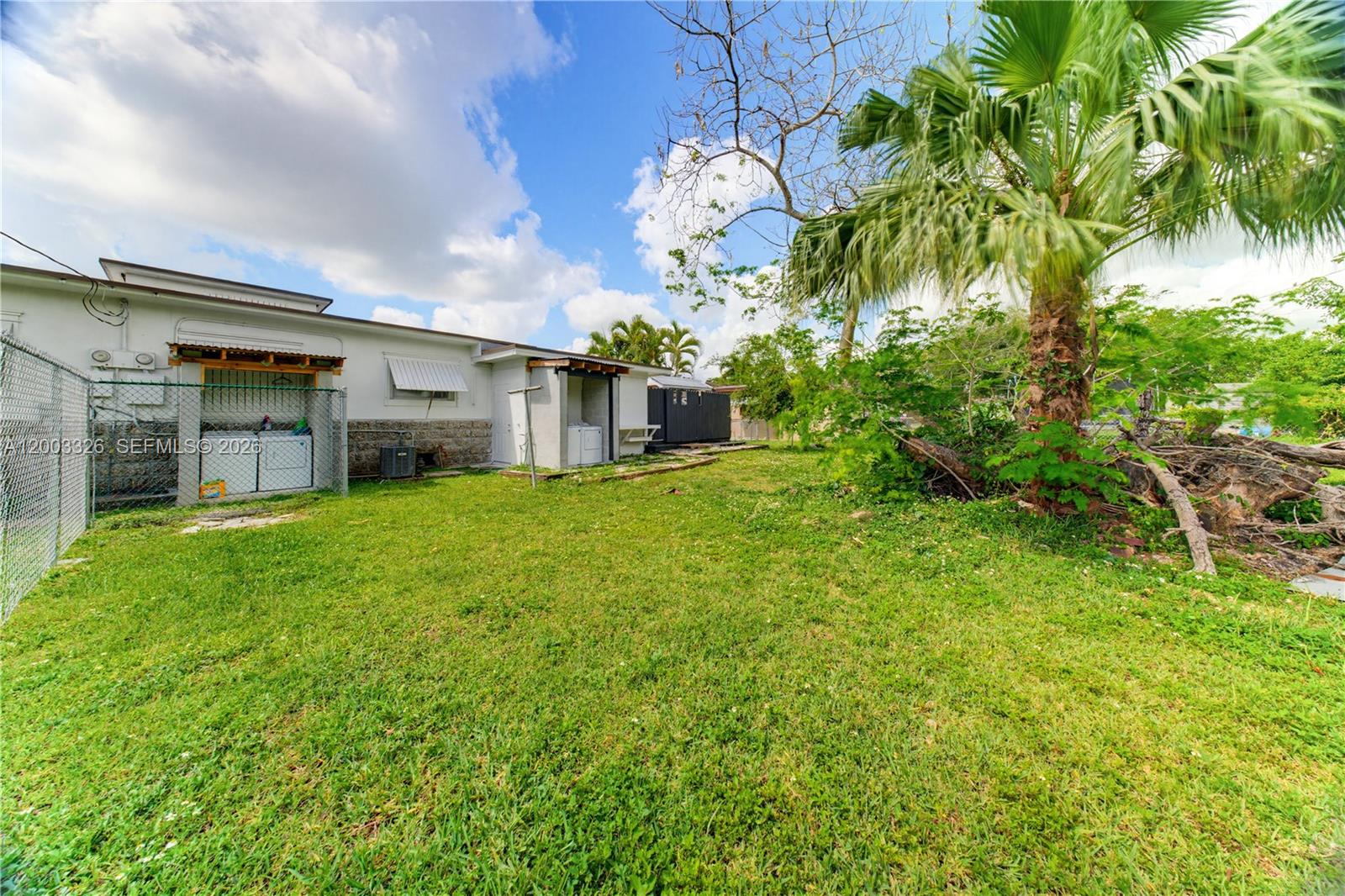 DOWNER PALMS DIV 2 - Residential Lease