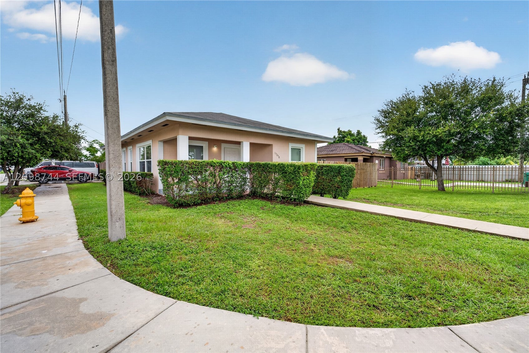 17290 SW 103rd Ave, Miami, FL, 33157/$460,000 1 17290 SW 103rd Ave
