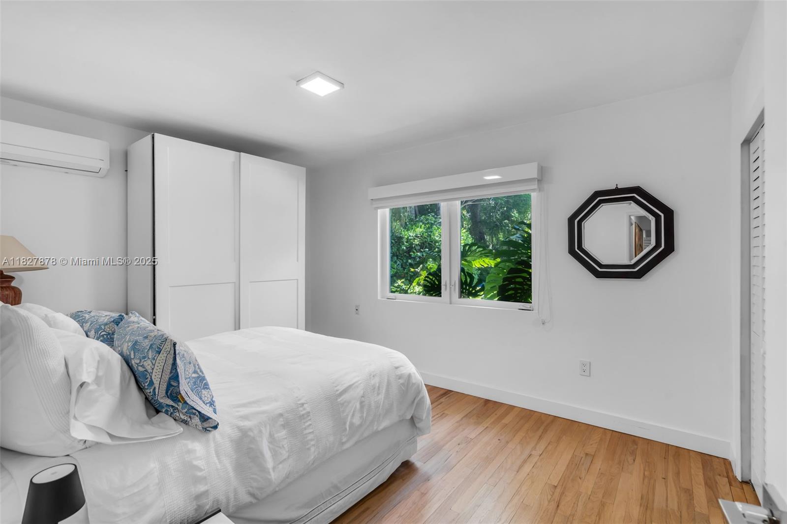 COCO GROVE - Residential