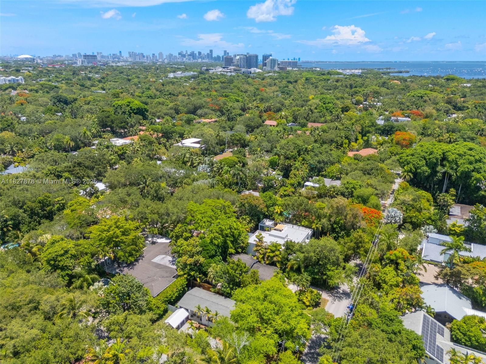 COCO GROVE - Residential