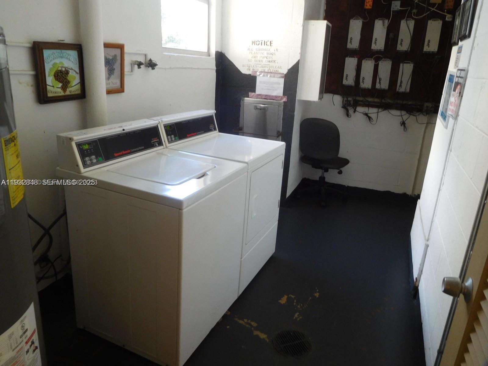 LAKE PARK CONDO NO 1 - BL - Residential