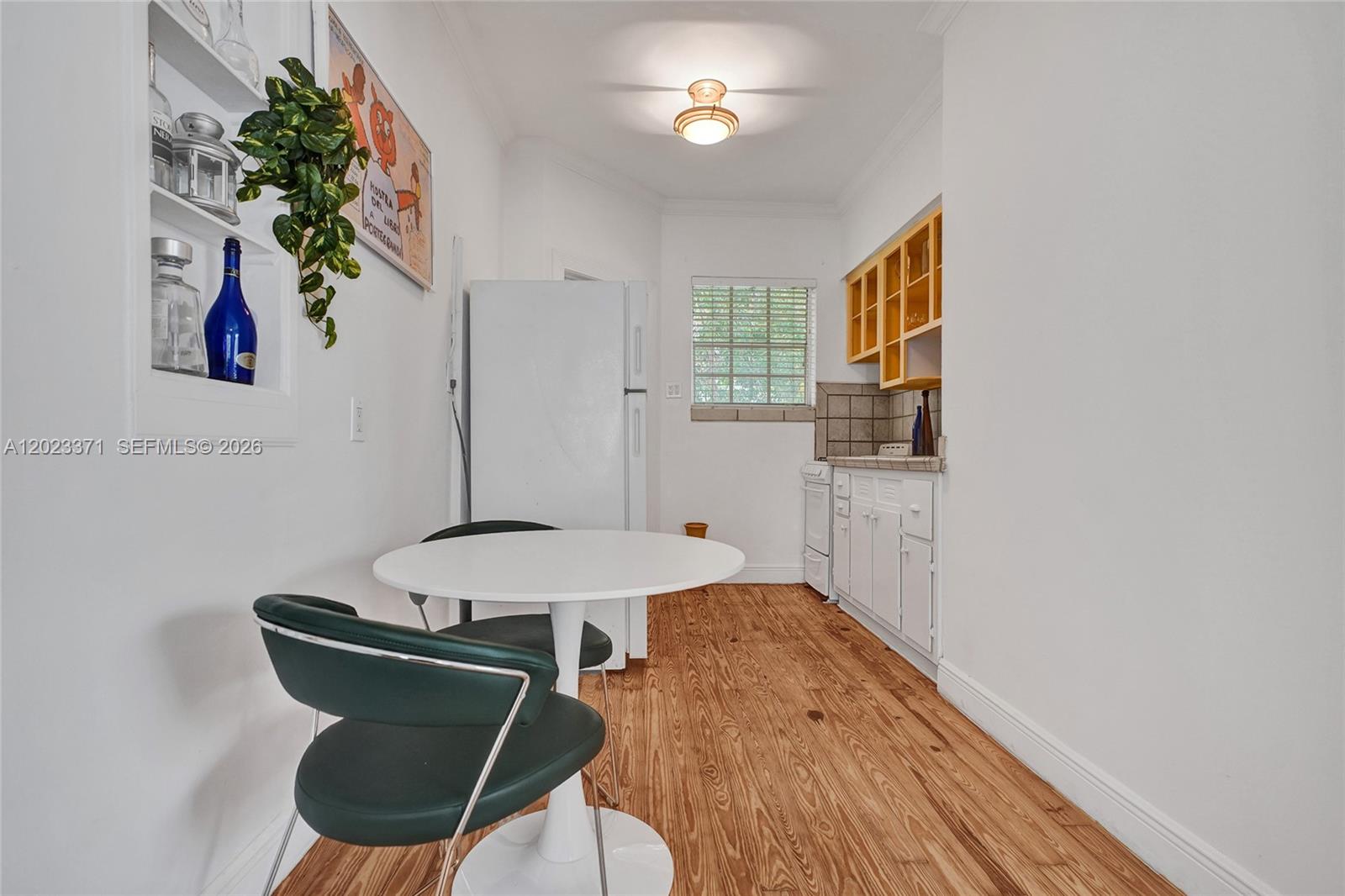 ESPANOLA WAY VILLAS CONDO - Residential