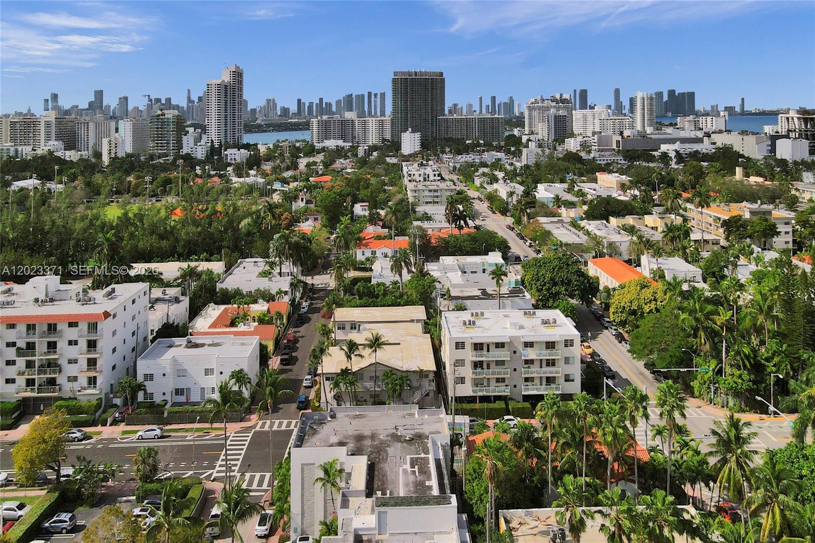 ESPANOLA WAY VILLAS CONDO - Residential