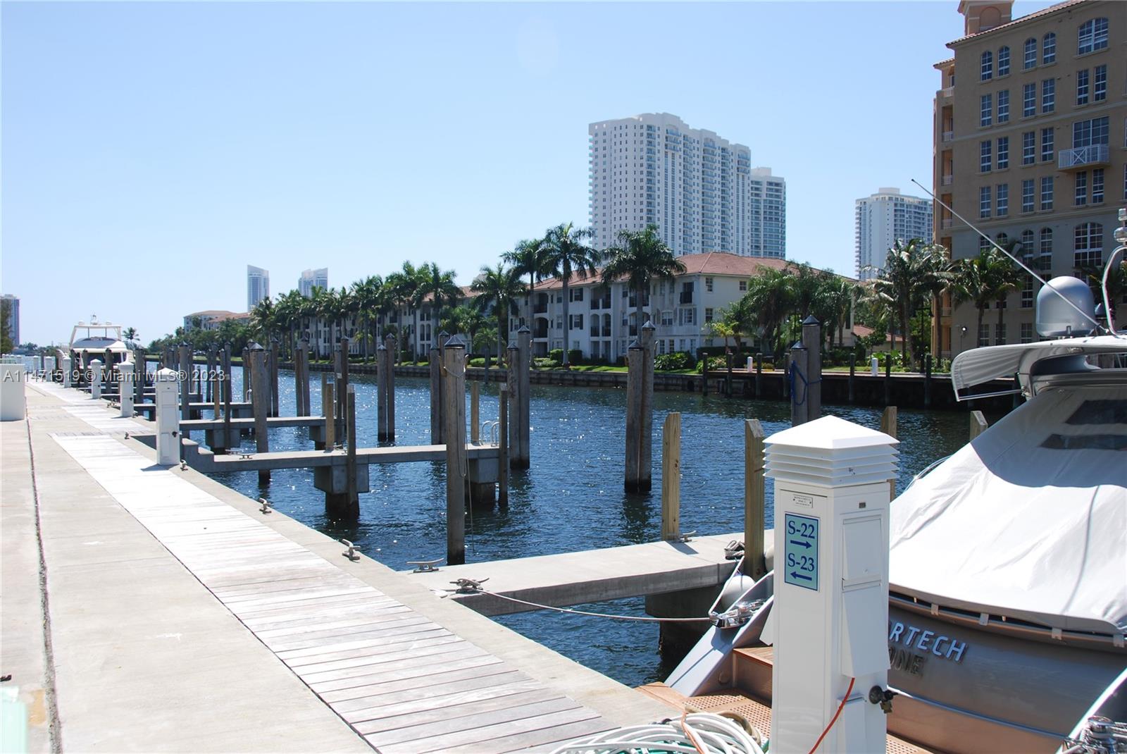 ARTECH RESIDENCES AT AVEN - Residential Lease