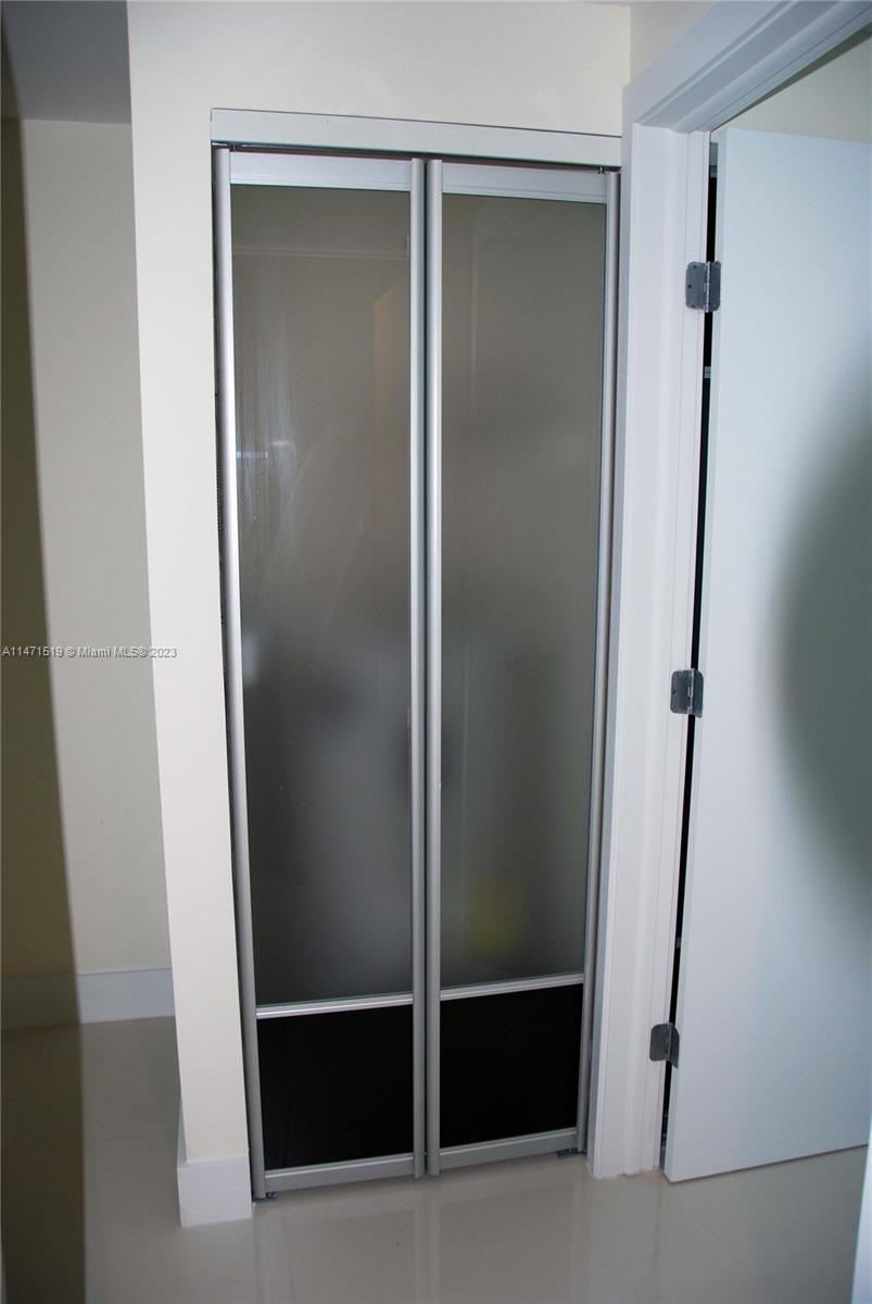 ARTECH RESIDENCES AT AVEN - Residential Lease