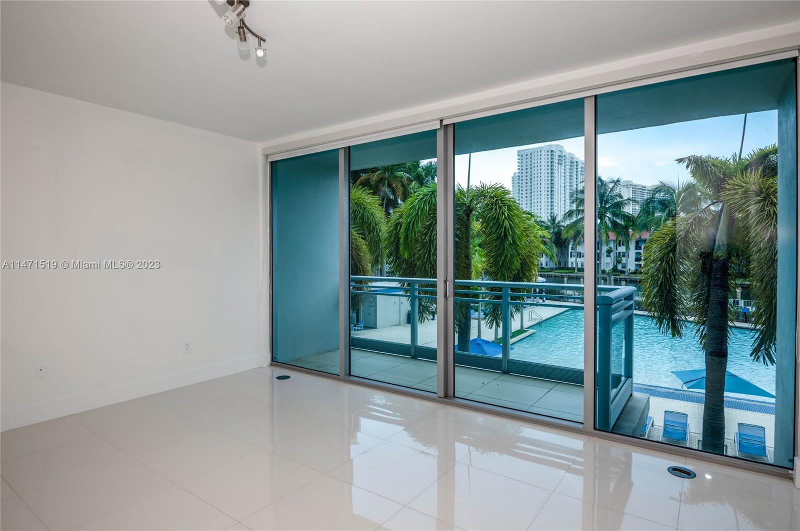 ARTECH RESIDENCES AT AVEN - Residential Lease