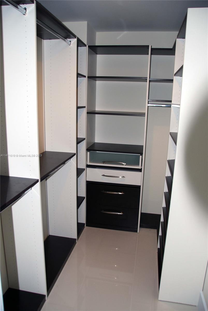 ARTECH RESIDENCES AT AVEN - Residential Lease