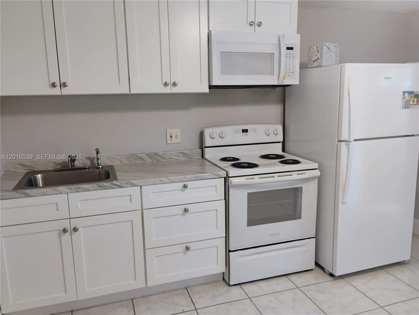 DANIA BEACH - Residential Lease