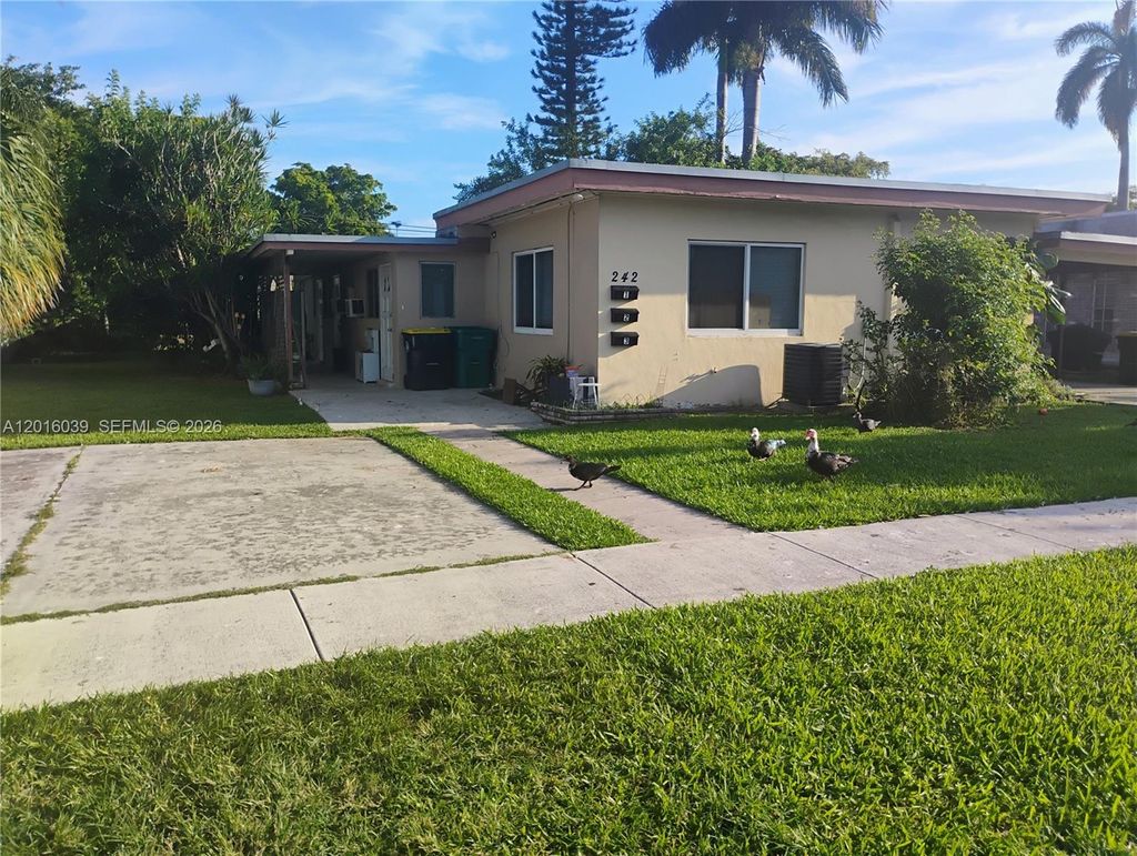 Photo of 242 SE Park St #1-3, Dania Beach, FL 33004 (MLS # A12016039)