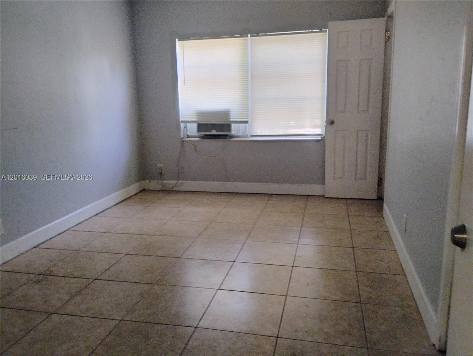 DANIA BEACH - Residential Lease