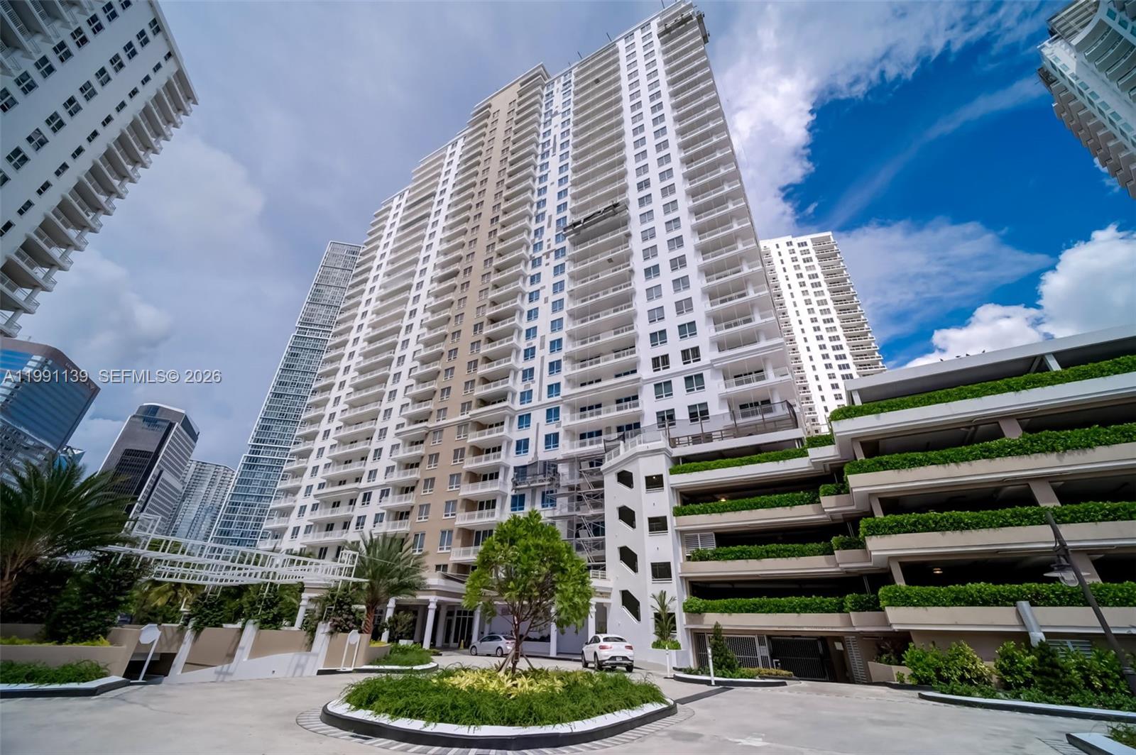 COURTS BRICKELL KEY CONDO - Residential