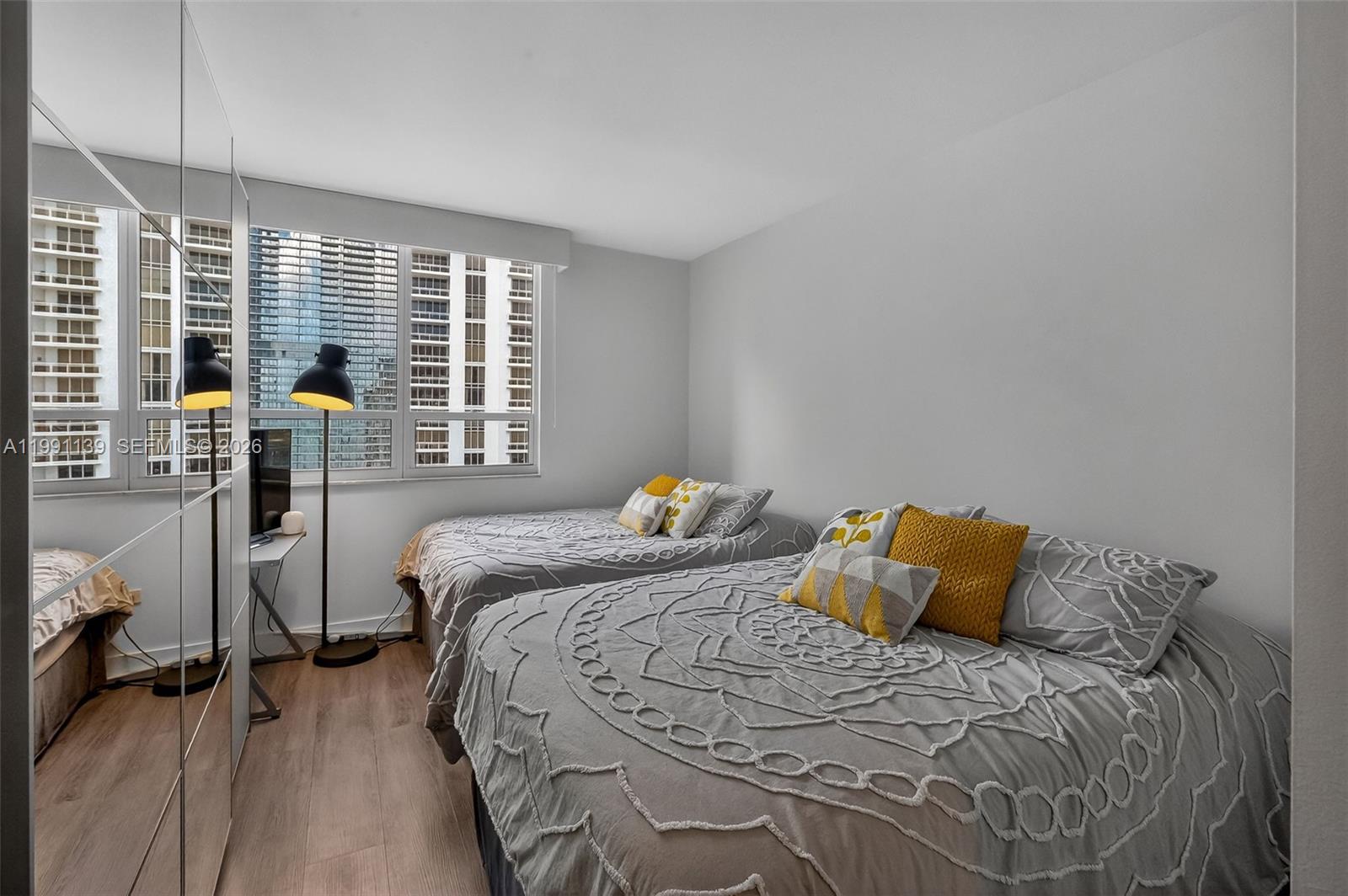 COURTS BRICKELL KEY CONDO - Residential