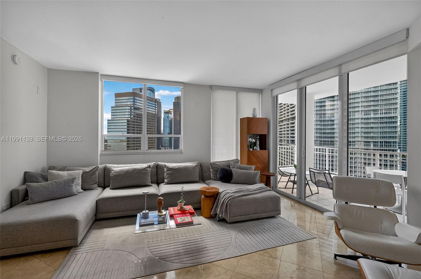 COURTS BRICKELL KEY CONDO - Residential
