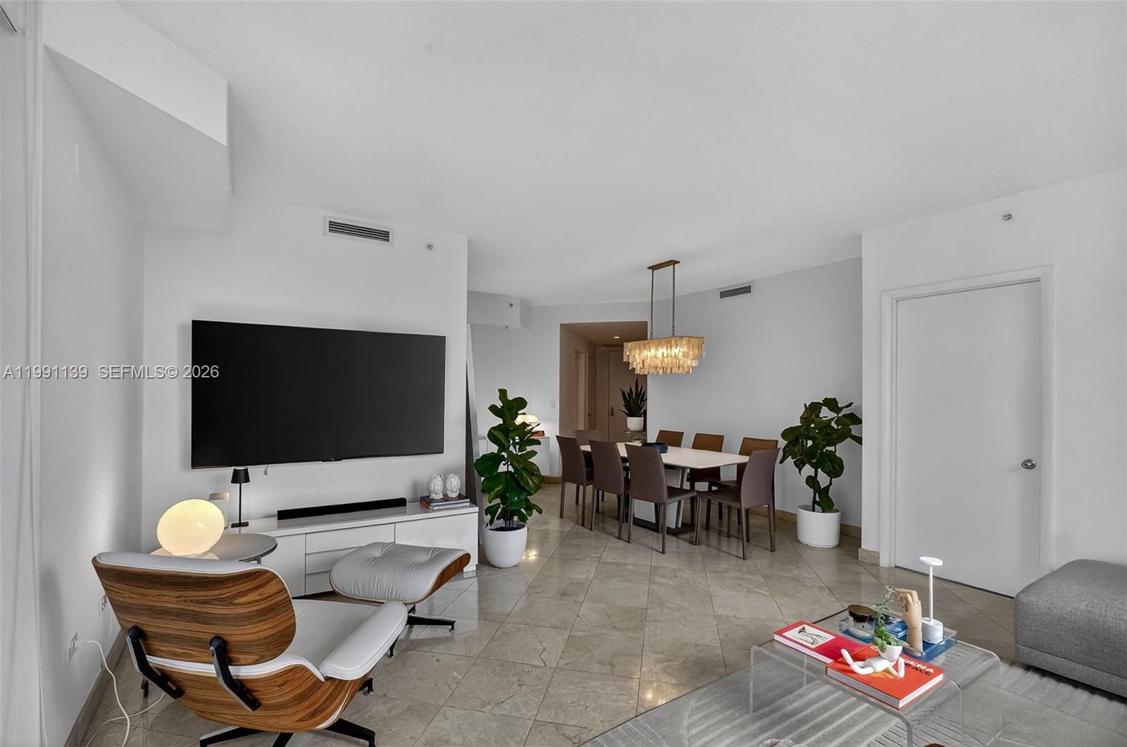 COURTS BRICKELL KEY CONDO - Residential