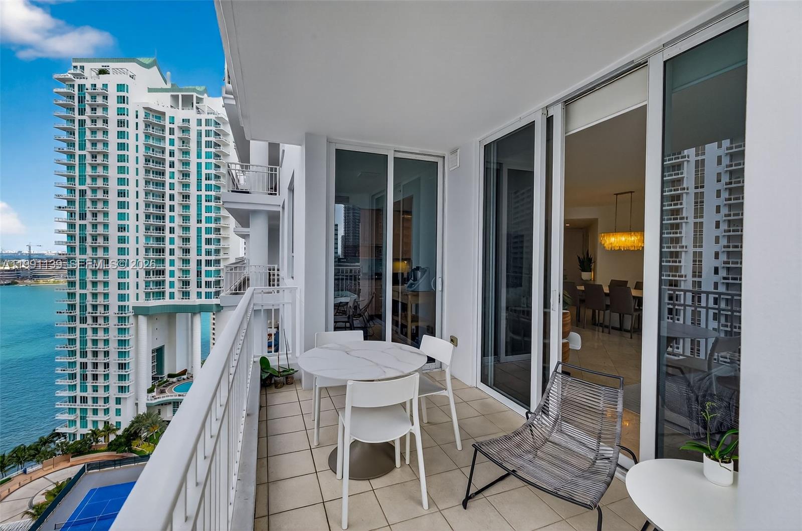 COURTS BRICKELL KEY CONDO - Residential