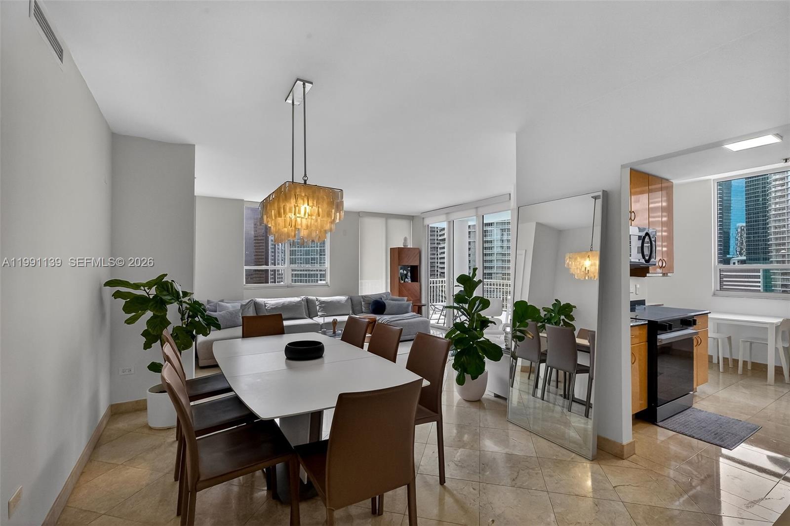 COURTS BRICKELL KEY CONDO - Residential
