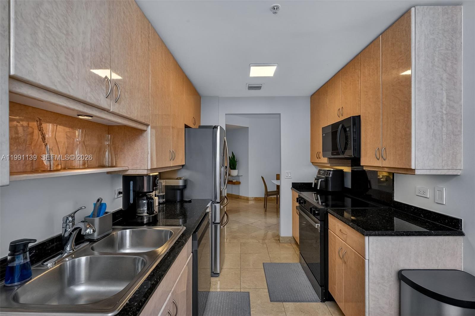 COURTS BRICKELL KEY CONDO - Residential