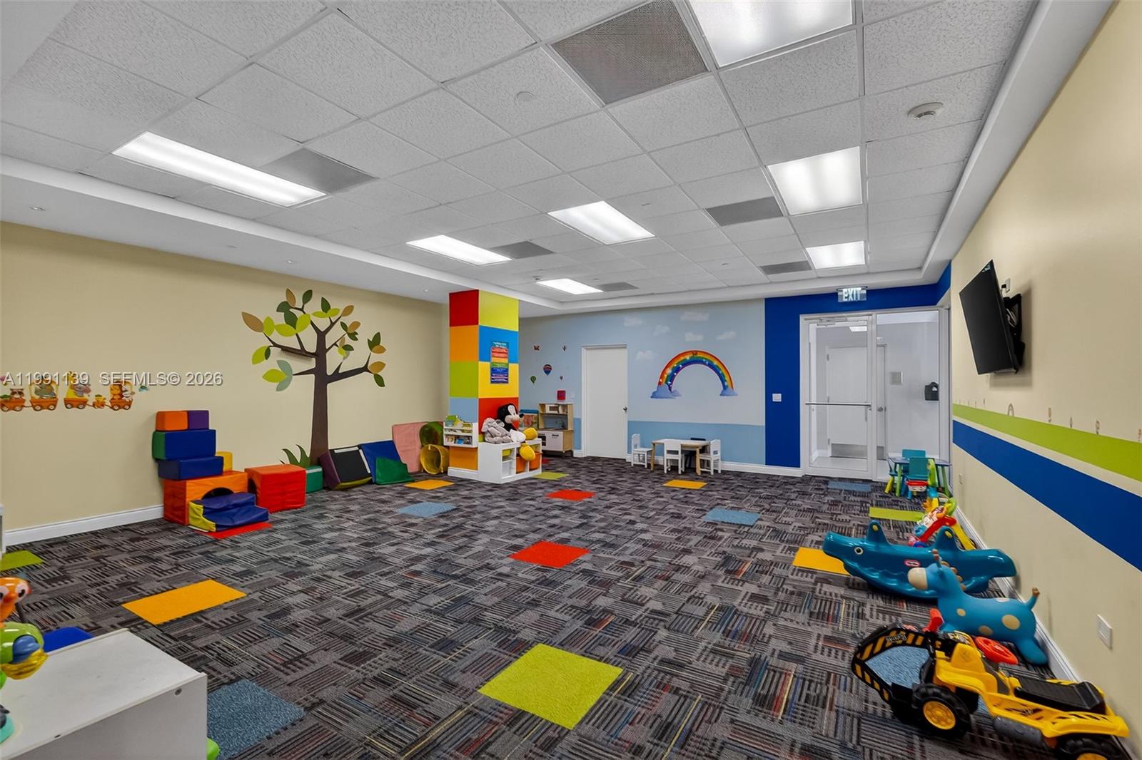 COURTS BRICKELL KEY CONDO - Residential